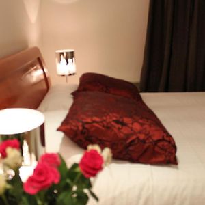 Camera standard con letto king size